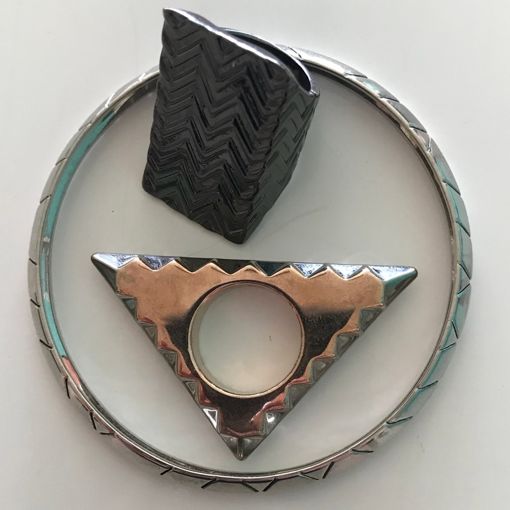 House of Harlow 1960 Set-2 rings and a bangle